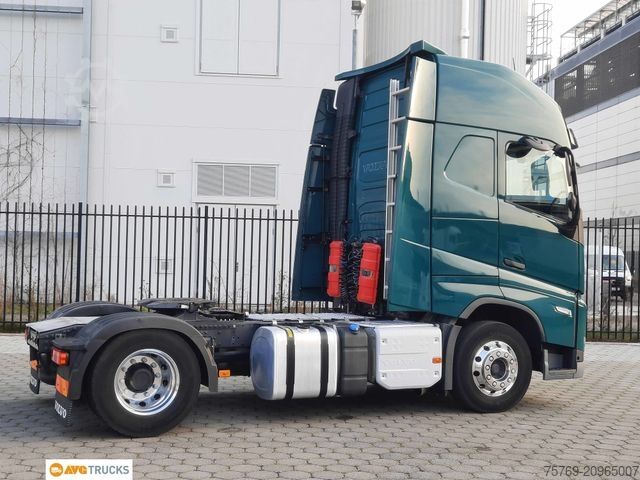 Стандартный седельный тягач VOLVO FH 500 XL 2 Kreis Hydr Neuer Tacho I-Park-Cool