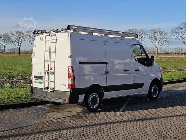 סטיישן עם גג גבוה RENAULT MASTER 2.3 DCI 135 L1H1