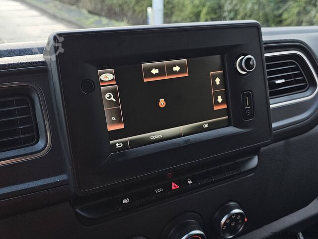 סטיישן עם גג גבוה RENAULT MASTER 2.3 DCI 135 L1H1