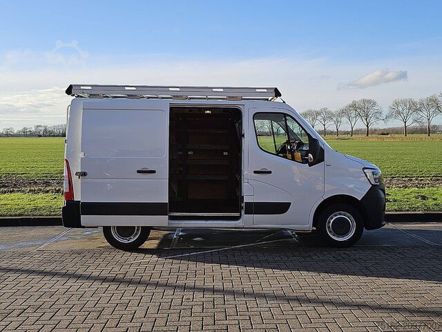 סטיישן עם גג גבוה RENAULT MASTER 2.3 DCI 135 L1H1