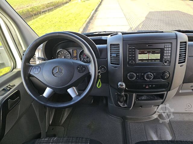 Koffert MERCEDES-BENZ SPRINTER 319 CDI 3.0 LAADKLEEP