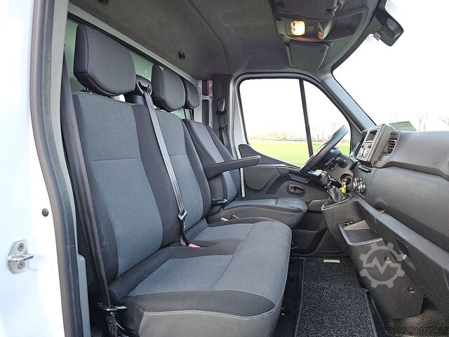 Maleta RENAULT MASTER 2.3 Bakwagen Laadklep!