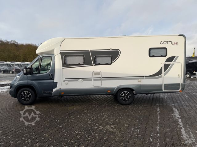 Poluintegrirani kamper GIOTTILINE Therry T37
