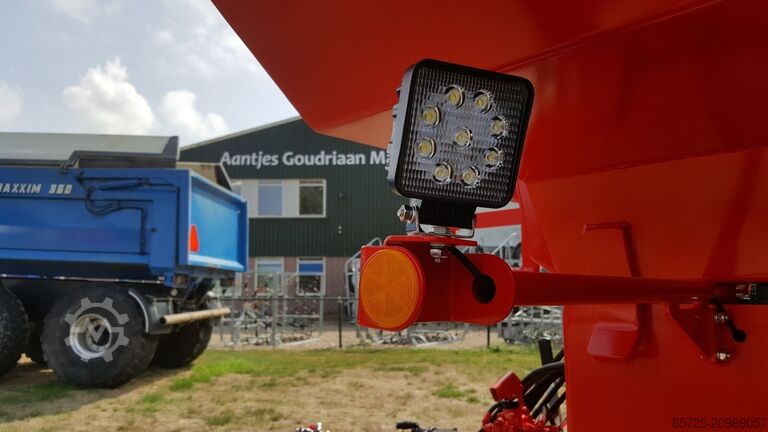 Kamion Beco Maxxim 220