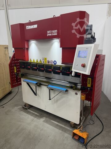 Abkant presa PRIMAPRESS 1600 x 30 Ton
