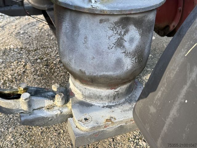 面包车底盘 MERCEDES-BENZ 814 Orig. 269.454km 8,45m Boot Boat Transporter