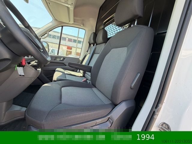 Minibüs VOLKSWAGEN Crafter 35 L2H2 RWD pe AHK,3,5t