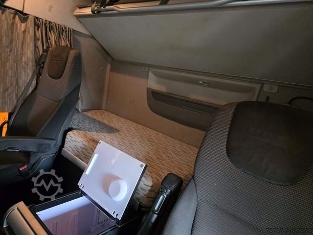 Trattore stradale volumetrico DAF XF 510 LL, ZF Inatrder, Standklima, Hubsattelkup