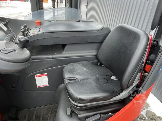 Carrello retrattile Linde R14-01