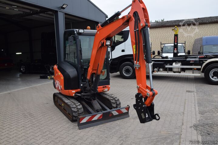 Máy xúc mini Kubota KX 027-4 Minibagger 2,7 Tonnen SW MS03
