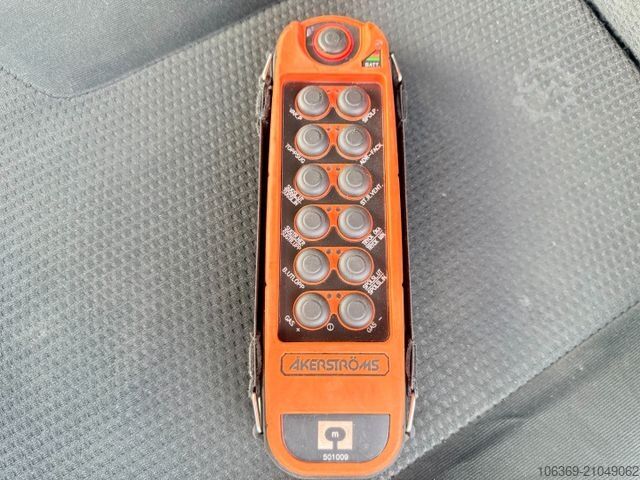 真空罐式卡车 MAN TGA 26.400 6x4 MORO 13.700 l. ADR Edelstahl