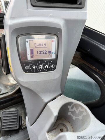 Mini bager Kubota U 55-4