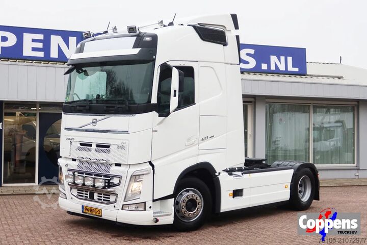 Standard-SZM Volvo FH 4x2 bed 2x Holland Truck