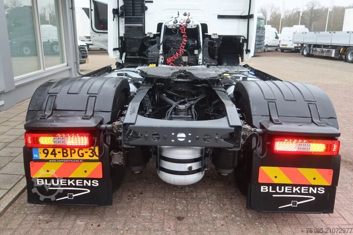 Standard-SZM Volvo FH 4x2 bed 2x Holland Truck