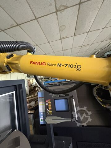 مركز خراطة وتفريز CNC DOOSAN PUMA GT 3100 M