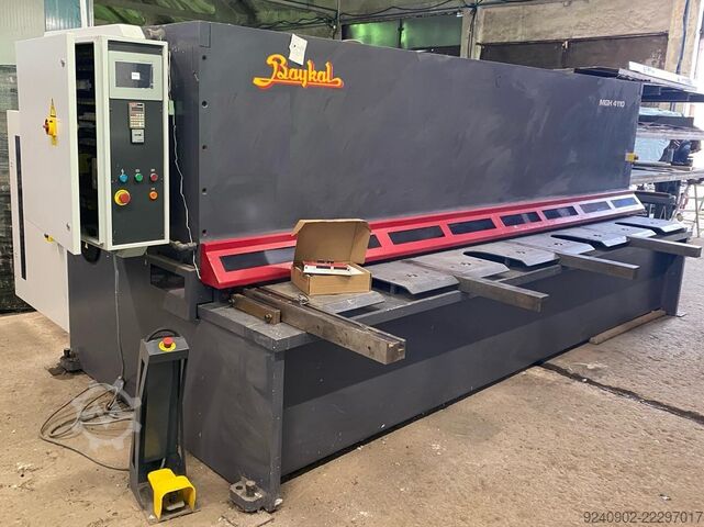 Gunting guillotine hidraulik Baykal 