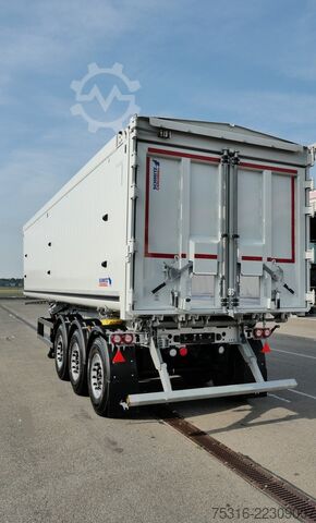 半挂车 SCHMITZ GOTHA SKI 24 SL