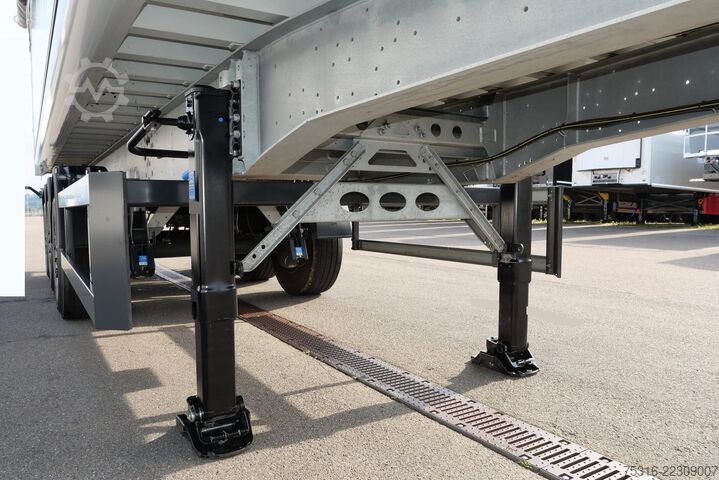 半挂车 SCHMITZ GOTHA SKI 24 SL