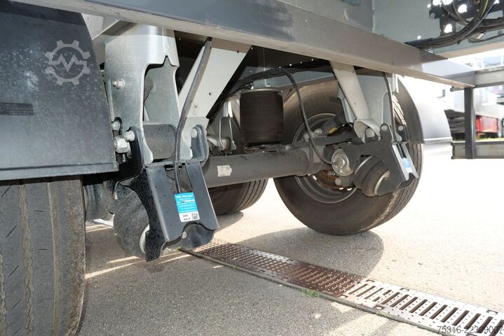 半挂车 SCHMITZ GOTHA SKI 24 SL