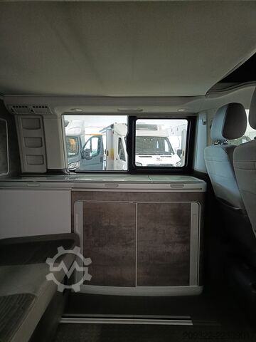 房车 Volkswagen California Coast 2022 | Cambio automatico | Tetto a soffietto