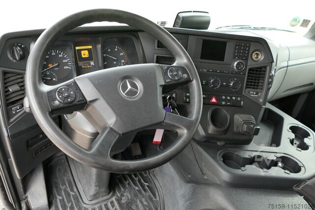 Kamion s ravnom platformom mercedes-benz Antos 2540 L KLIMA Palfinger-Kran PK15001L Lenkachse - Alufelgen