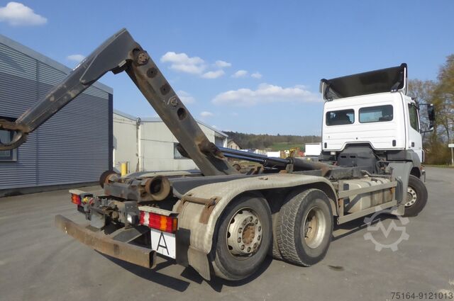 Hookloader Mercedes-Benz 2543 L 6x2