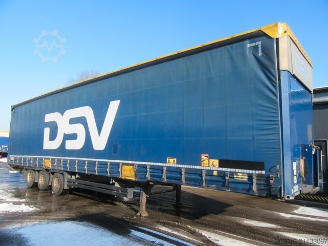 Open semitrailer with tarp SCHMITZ CARGOBULL MegaVarios verbreiterbar/auskurbelbar 70% Reifen