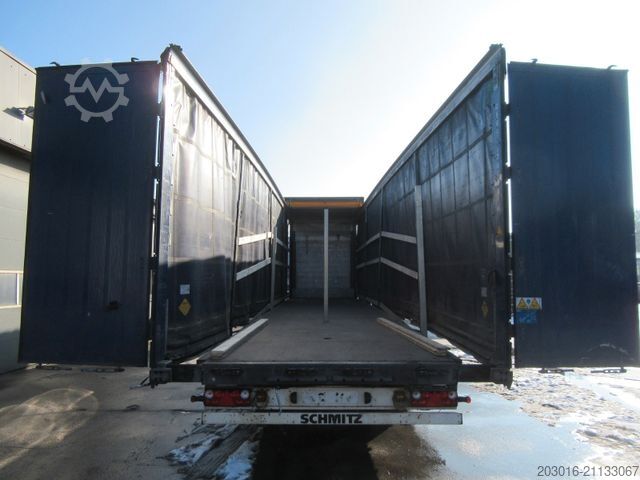 Open semitrailer with tarp SCHMITZ CARGOBULL MegaVarios verbreiterbar/auskurbelbar 70% Reifen