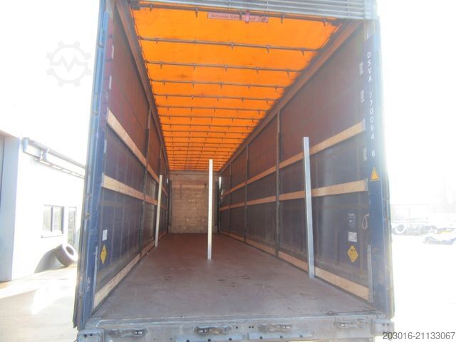 Open semitrailer with tarp SCHMITZ CARGOBULL MegaVarios verbreiterbar/auskurbelbar 70% Reifen