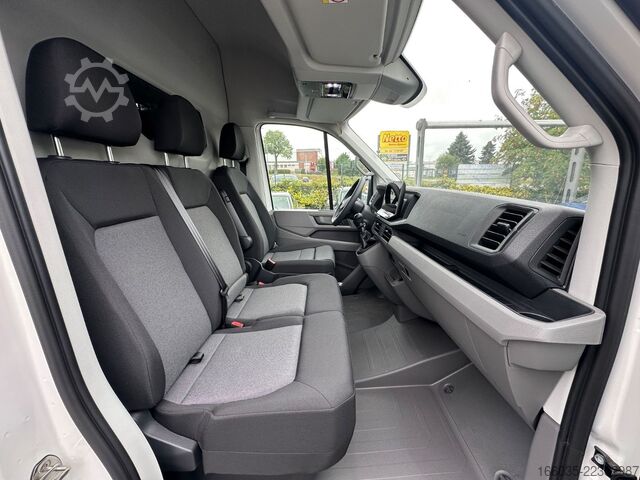 Komercijalno vozilo sa visokim krovom VW Crafter Kombi Kasten 35 L3H3 4Motion AHK 270Türe
