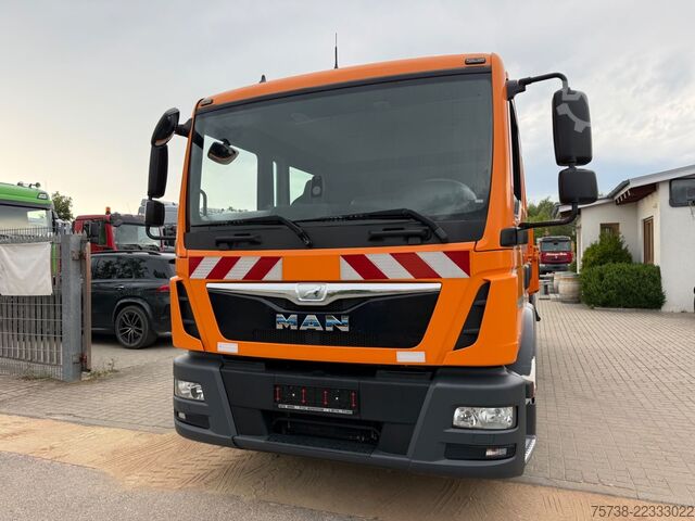 Kiepwagen MAN TGL 12.250 Meiller/DoKa 6Sitze/2xAHK/Klima/EURO6