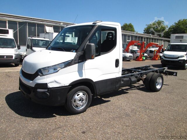 Bestelwagenchassis IVECO 35 C13*Fahrgestell*