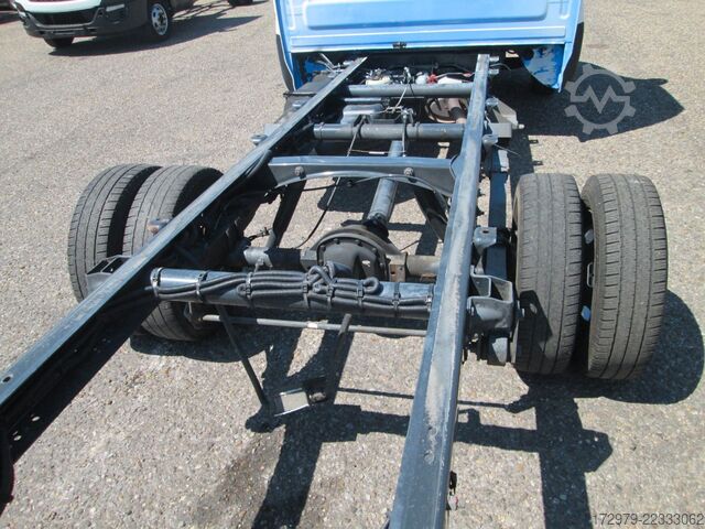 Bestelwagenchassis IVECO 35 C13*Fahrgestell*