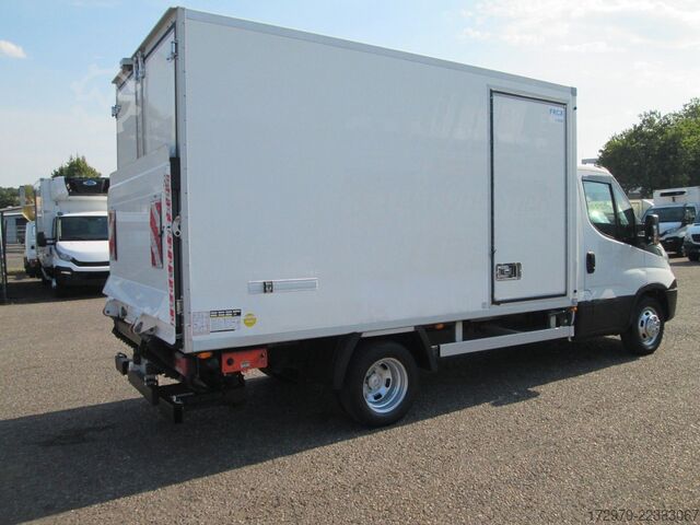 Koelwagen met geïsoleerde laadbak IVECO 35 C14*Maxi-Carrier Kühlkoffer 3.70m*Klima*LBW*