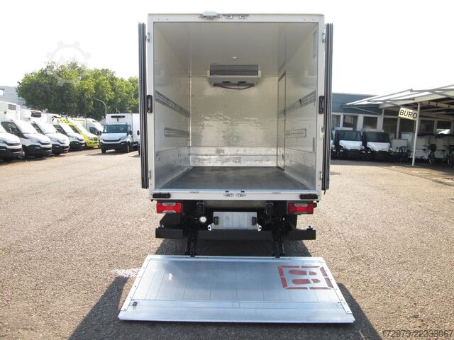 Koelwagen met geïsoleerde laadbak IVECO 35 C14*Maxi-Carrier Kühlkoffer 3.70m*Klima*LBW*
