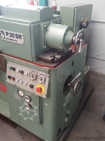 Stroj za valjanje navoja PeeWee P20SR