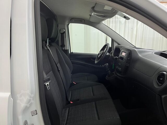 Minibusz Mercedes-Benz Vito 114 CDI Kasten Extralang Sortimo-Regale