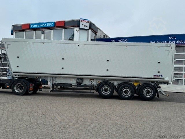 Напівпричіп-самоскид SCHMITZ CARGOBULL SCB S3D