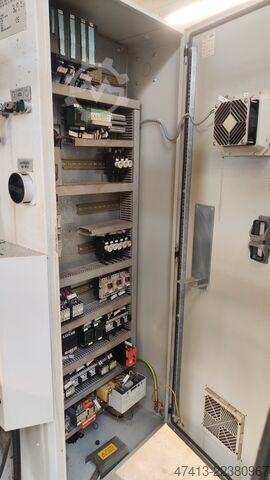 Mesin frais UNITECH FSS 400 dengan kontrol Siemens S7 UNITECH FSS 400