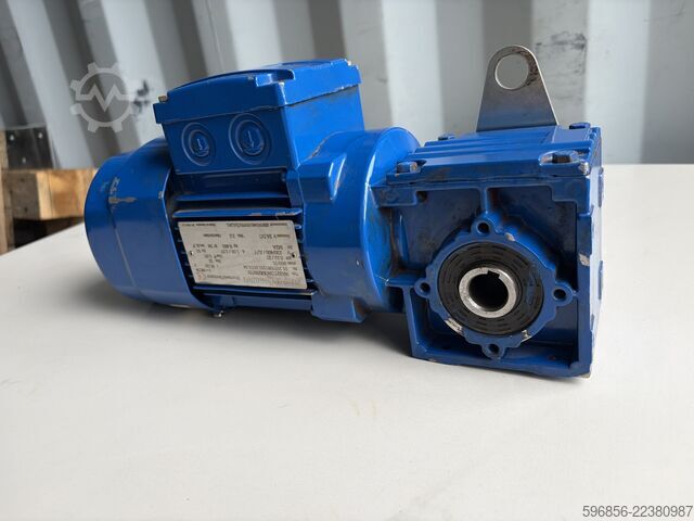  SEW-Eurodrive Getriebemotor WA20/T DR63M6/BR/TH 0,12 kW 15 U/min 32 Nm i=60 24 V DC Bremse IP54 SEW-Eurodrive Getriebemotor WA20/T DR63M6/BR/TH 0,12 kW 15 U/min 32 Nm i=60 24 V DC Bremse IP54