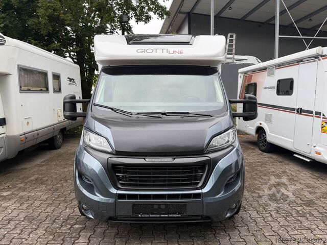 Semi-integrated camper GIOTTILINE Therry T32