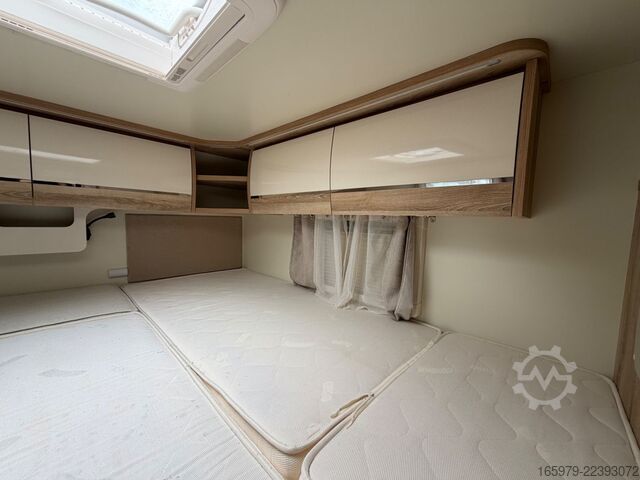 Semi-integrated camper GIOTTILINE Therry T32