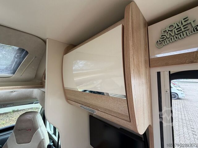 Semi-integrated camper GIOTTILINE Therry T32