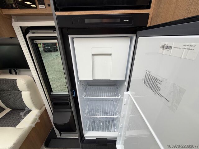 Semi-integrated camper GIOTTILINE Toscan 69GC