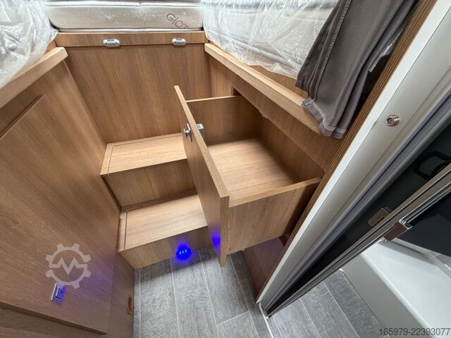 Semi-integrated camper GIOTTILINE Toscan 69GC