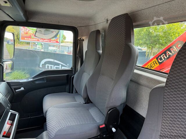 Camión volquete MAN TGM 18.330 4x4 Kipper KRAN 17m FUNK AHK