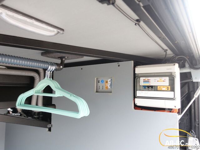 Reisebus MERCEDES-BENZ Tourismo RHD, 55 Sitze, Euro 6