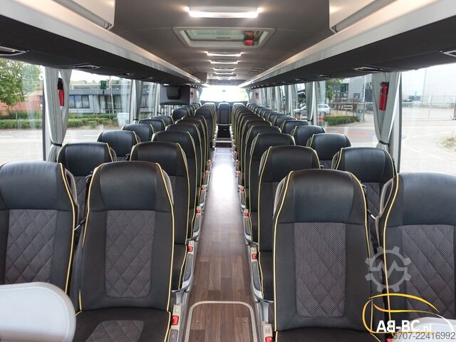 Reisebus MERCEDES-BENZ Tourismo RHD, 55 Sitze, Euro 6