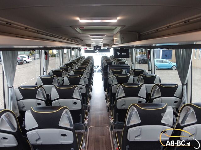 Reisebus MERCEDES-BENZ Tourismo RHD, 55 Sitze, Euro 6