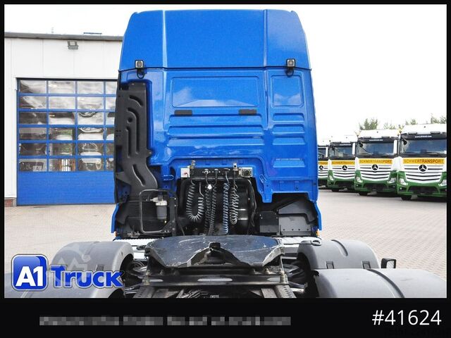 Vakio vetoauto MAN TGX 26.510 XXL , Lift/Lenkache, 50.000kg Zuggewicht